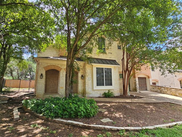 11301 Taylor Draper LN 1, Austin, TX 78759