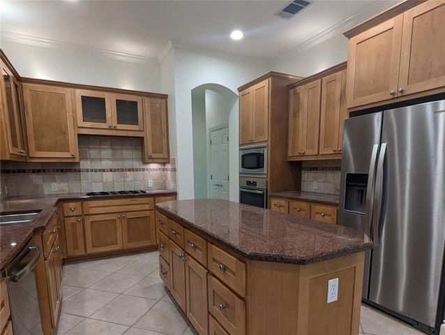 11301 Taylor Draper LN 1, Austin, TX 78759