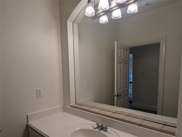 11301 Taylor Draper LN 1, Austin, TX 78759