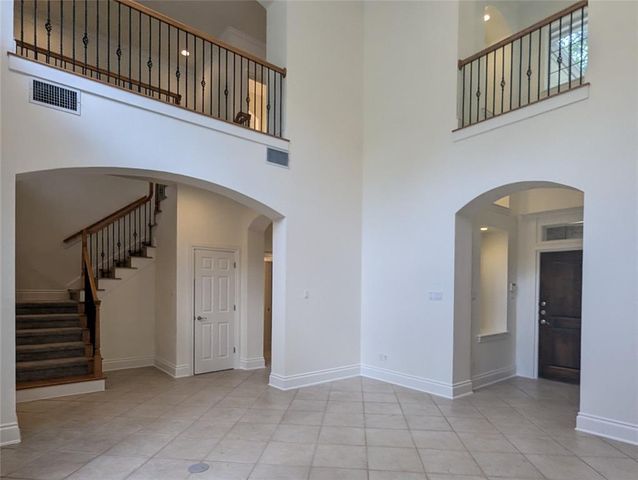 11301 Taylor Draper LN 1, Austin, TX 78759