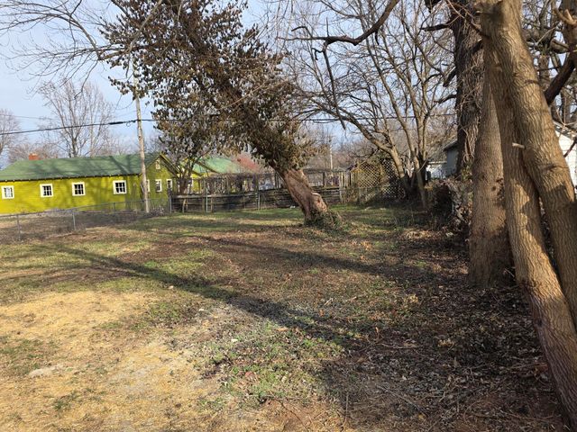 2100 N Park Avenue, Springfield, MO 65803