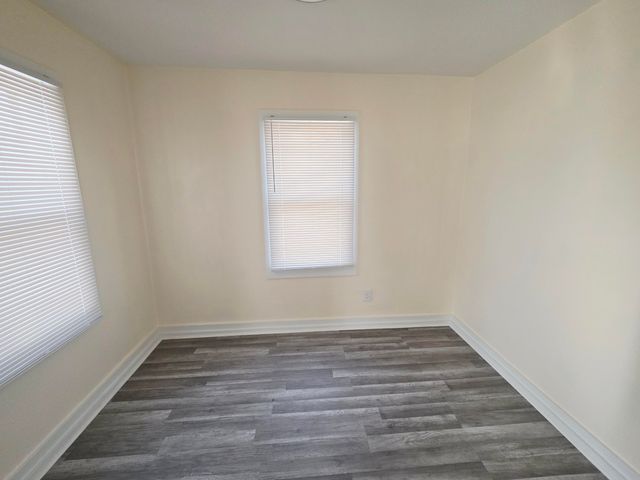 2100 N Park Avenue, Springfield, MO 65803