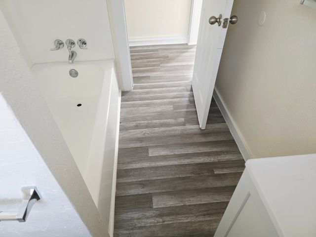 2100 N Park Avenue, Springfield, MO 65803