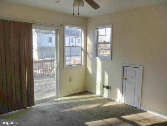 159 PARK DR, Earleville, MD 21919