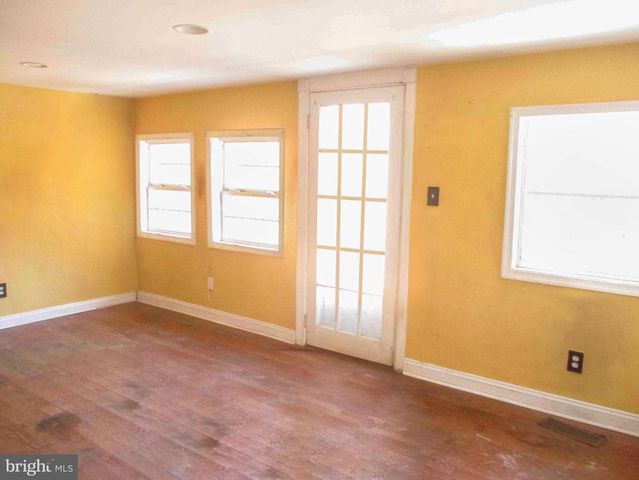 159 PARK DR, Earleville, MD 21919