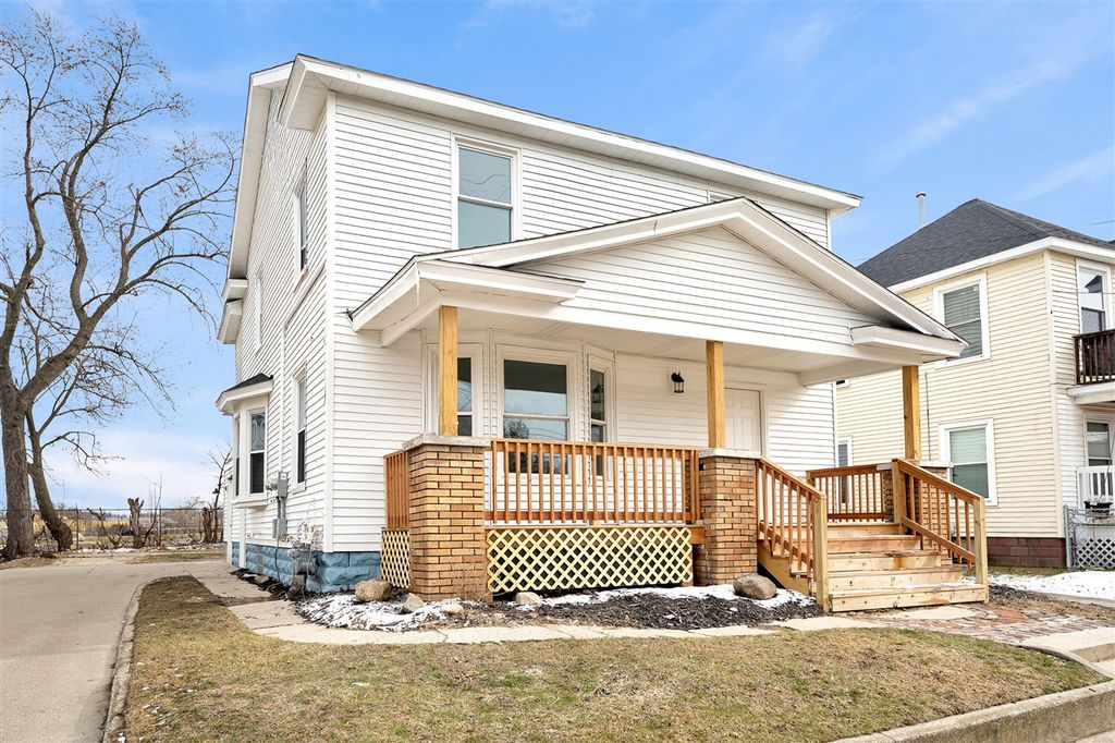 1754 Godfrey Avenue, Wyoming, MI 49509