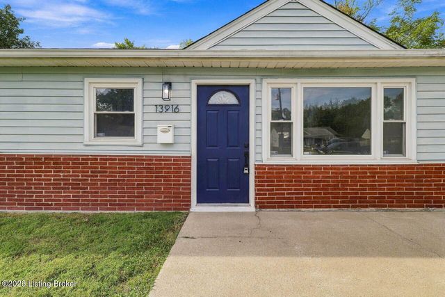 13916 Darwin Blvd, Louisville, KY 40272