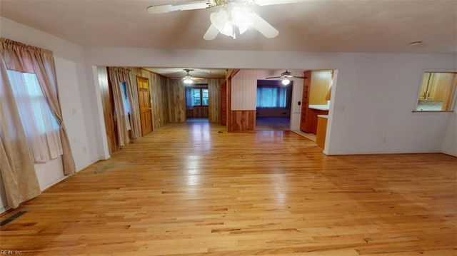 2439 Jasper CT, Norfolk, VA 23518