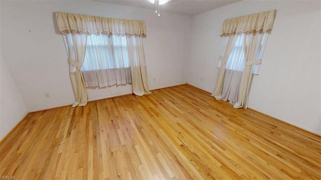 2439 Jasper CT, Norfolk, VA 23518