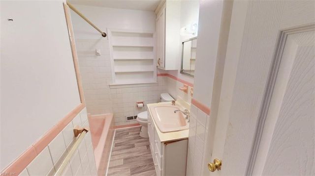 2439 Jasper CT, Norfolk, VA 23518