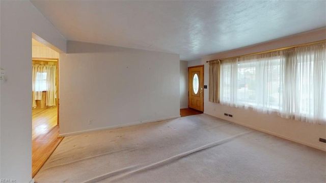 2439 Jasper CT, Norfolk, VA 23518