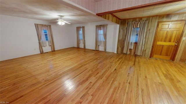 2439 Jasper CT, Norfolk, VA 23518