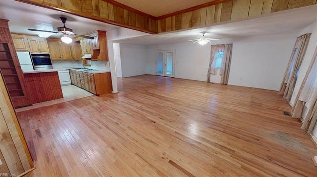 2439 Jasper CT, Norfolk, VA 23518