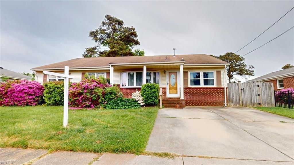 2439 Jasper CT, Norfolk, VA 23518