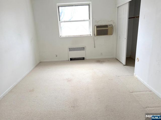 2345 Linwood Avenue 4B, Fort Lee, NJ 07024