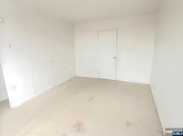 2345 Linwood Avenue 4B, Fort Lee, NJ 07024