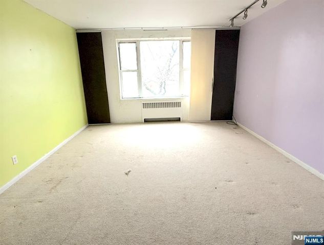 2345 Linwood Avenue 4B, Fort Lee, NJ 07024