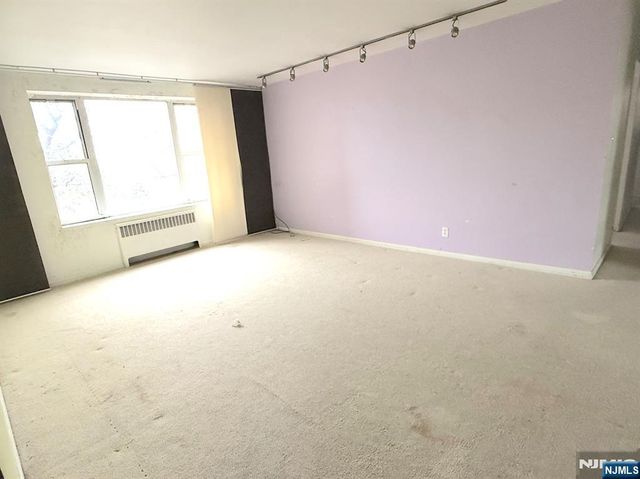 2345 Linwood Avenue 4B, Fort Lee, NJ 07024