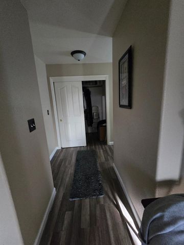 1683 Iris St, Los Banos, CA 93635