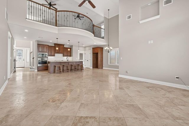 912 Roberts Street, East Bernard, TX 77435