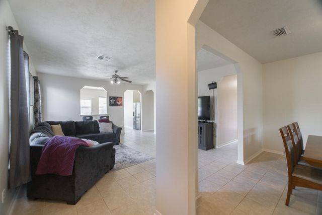 1111 Turnberry Park Lane, Spring, TX 77373