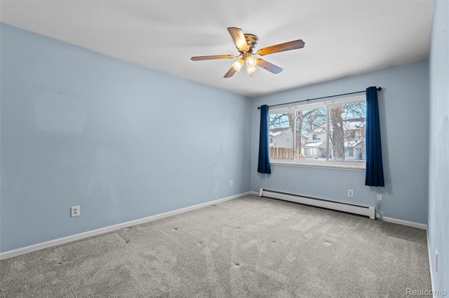 62072 Yorktown - Unit 4, South Lyon, MI 48178