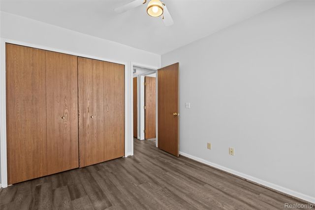 62072 Yorktown - Unit 4, South Lyon, MI 48178