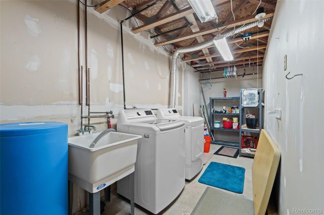 62072 Yorktown - Unit 4, South Lyon, MI 48178