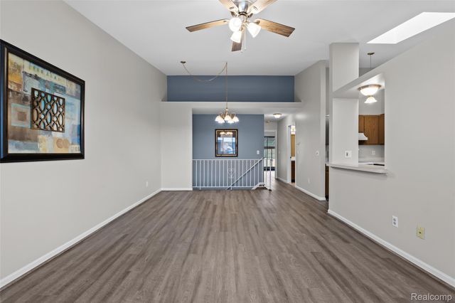 62072 Yorktown - Unit 4, South Lyon, MI 48178