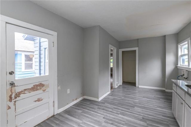 809 Monroe Avenue, Kansas City, MO 64124