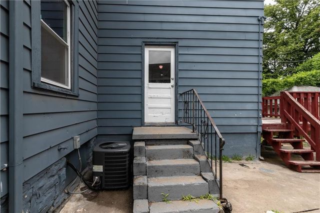 809 Monroe Avenue, Kansas City, MO 64124