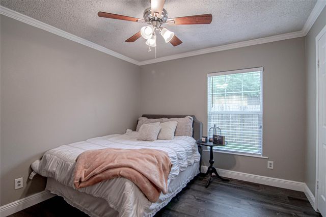 164 Varsity Drive, Huntsville, TX 77340