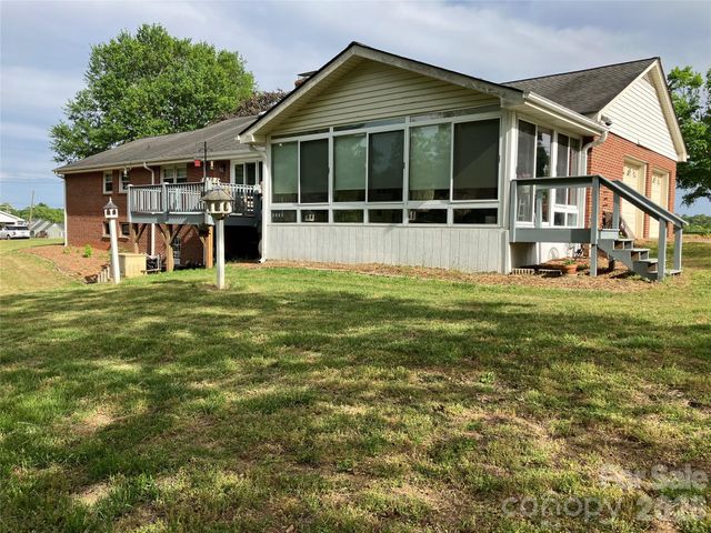 151 Lincoln Road, Forest City, NC 28043
