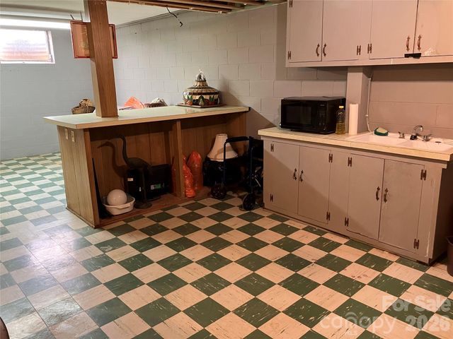 151 Lincoln Road, Forest City, NC 28043