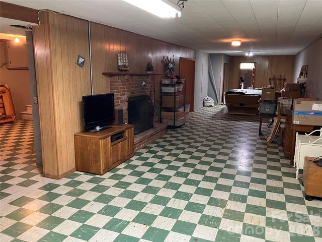 151 Lincoln Road, Forest City, NC 28043