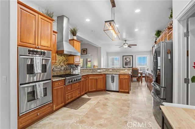 19315 Avenida Cordoba, Murrieta, CA 92562