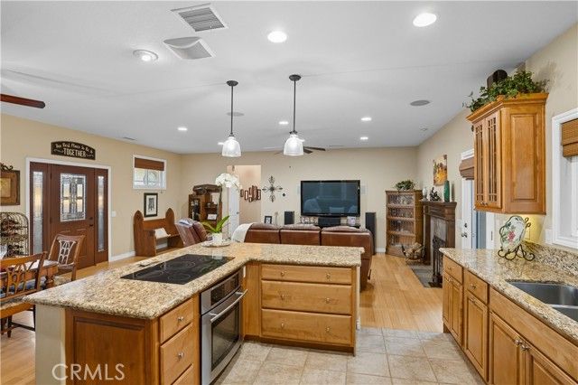 19315 Avenida Cordoba, Murrieta, CA 92562