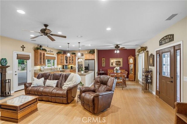 19315 Avenida Cordoba, Murrieta, CA 92562