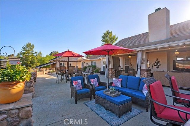 19315 Avenida Cordoba, Murrieta, CA 92562