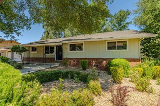 33 N. Pioneer Cir, Jackson, CA 95642