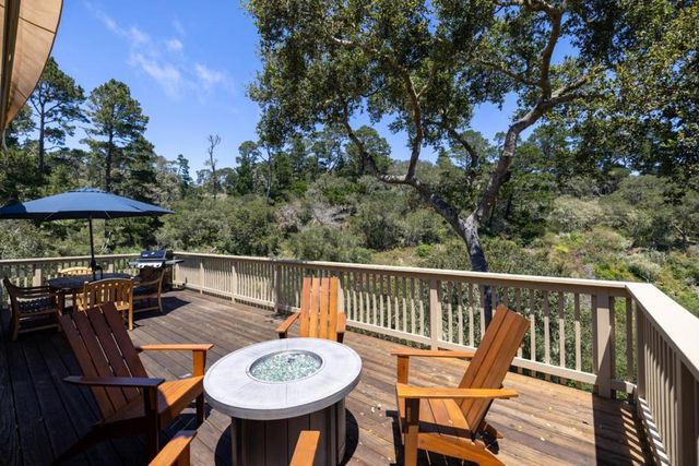 24875 N Carmel Hills Drive, Carmel, CA 93923