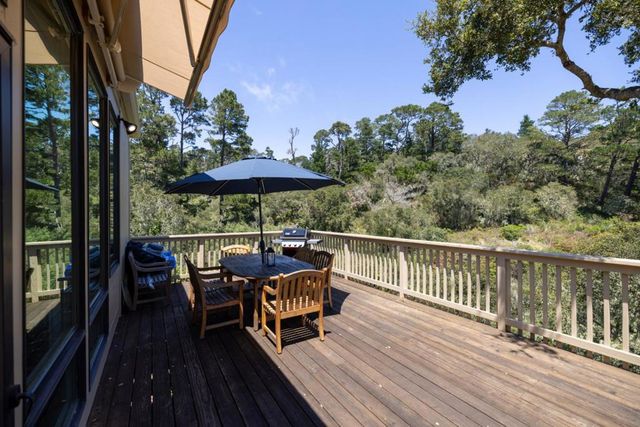 24875 N Carmel Hills Drive, Carmel, CA 93923