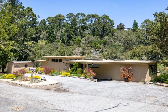 24875 N Carmel Hills Drive, Carmel, CA 93923
