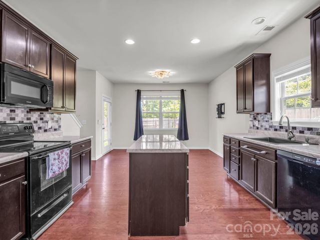 198 N River Road, Fletcher, NC 28732