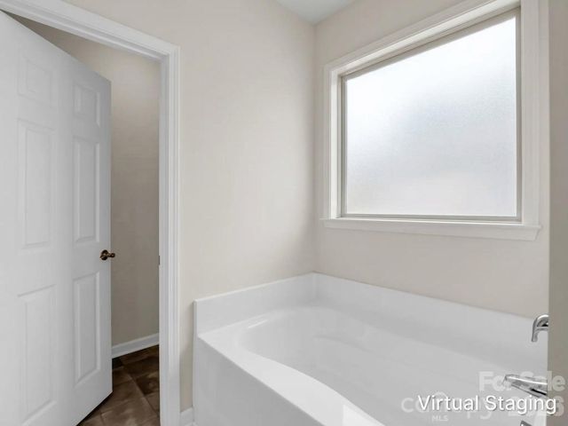 198 N River Road, Fletcher, NC 28732