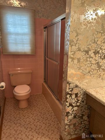 1210 Dakota Road, North Brunswick, NJ 08902