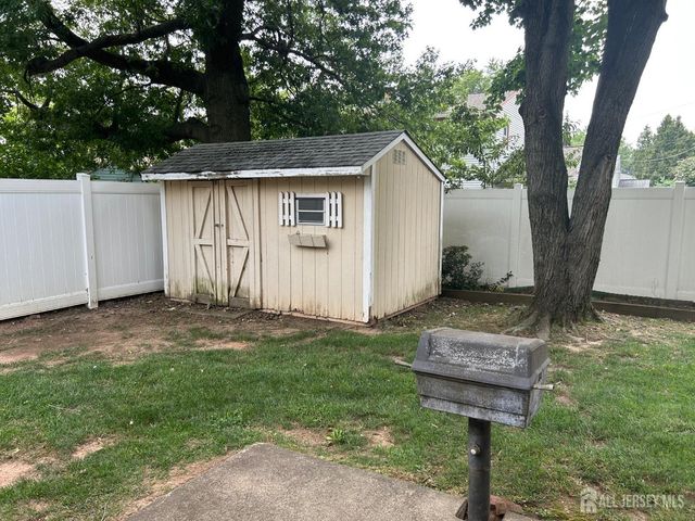 1210 Dakota Road, North Brunswick, NJ 08902