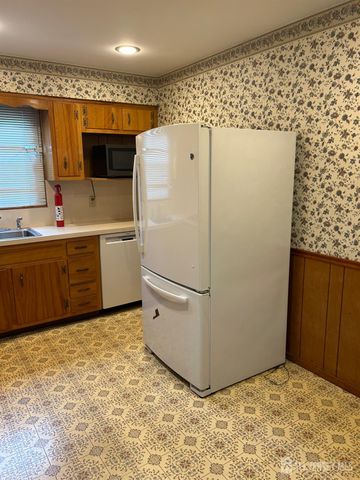 1210 Dakota Road, North Brunswick, NJ 08902