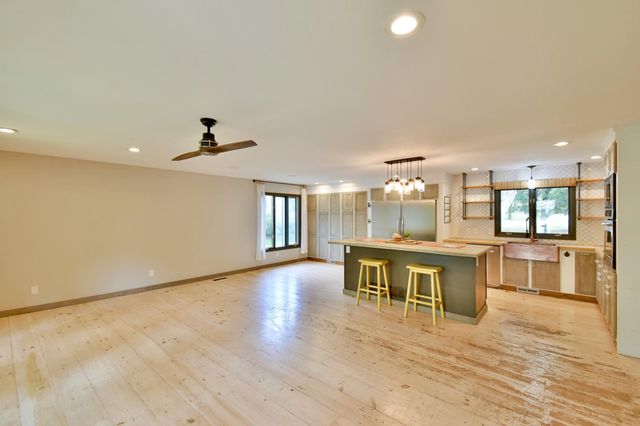 18493 Eaglewood Road, Clearwater, MN 55320