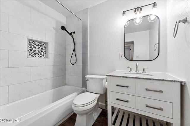 8420 E HUBBELL Street, Scottsdale, AZ 85257